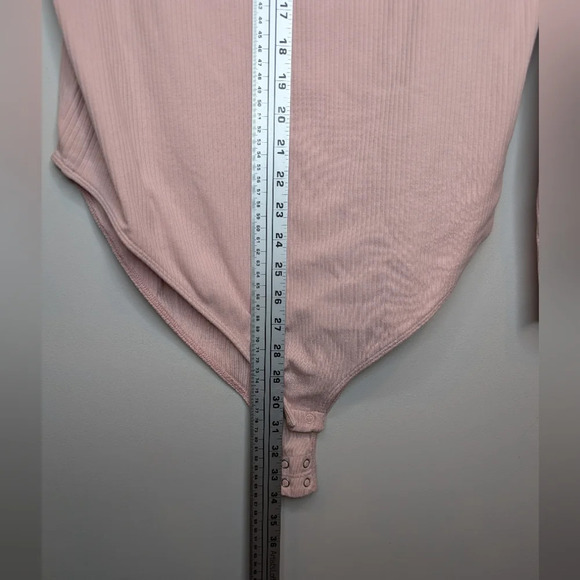 Old Navy Pink Long-Sleeve Square-Neck Rib-Knit Snap Bodysuit Women 2X - Picture 7 of 9